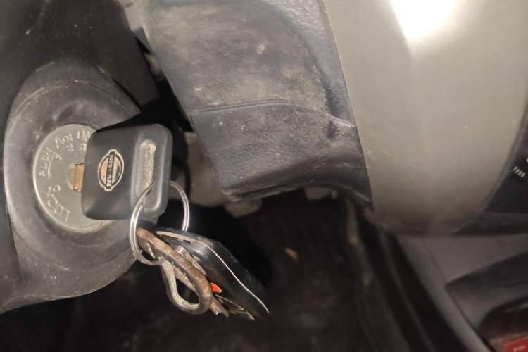 Used Nissan Livina 2013 1.6XE Manual Comfort Edition Vehicle Key