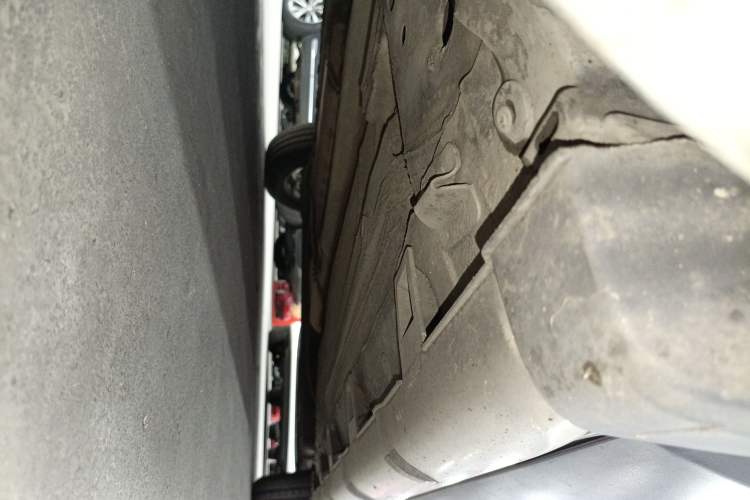 Used Nissan Livina 2013 Jinrui 1.6XL CVT Comfort Edition Chassis Front Left