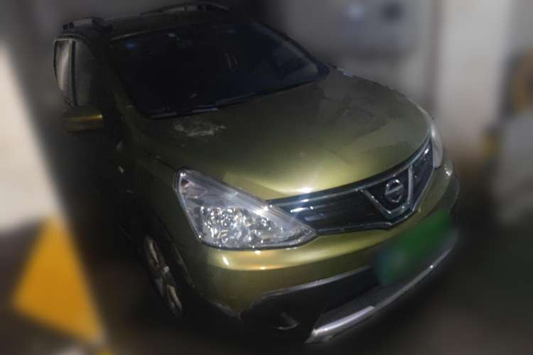 Used Nissan Livina 2013 JINRUI 1.6XV CVT Luxury Edition Front Right 45 Deg