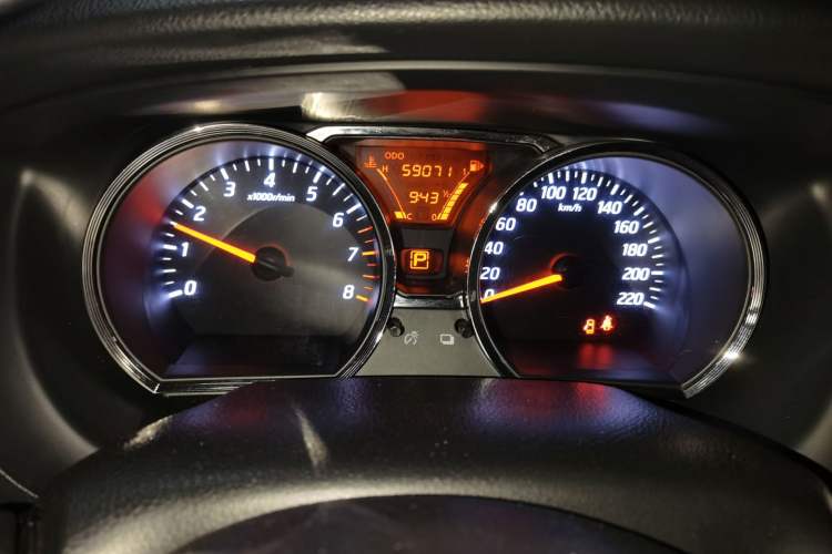 Used Nissan Livina 2013 Jinrui 1.6XL CVT Comfort Edition Instrument Cluster