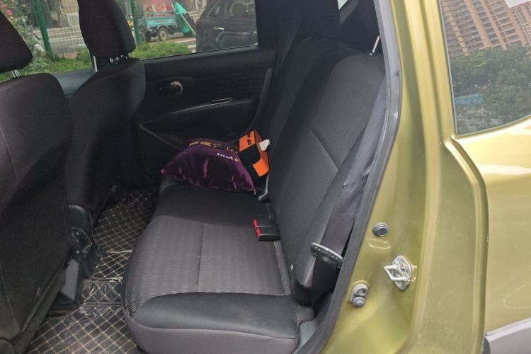 Used Nissan Livina 2013 JINRUI 1.6XV CVT Luxury Edition Left Rear Seat
