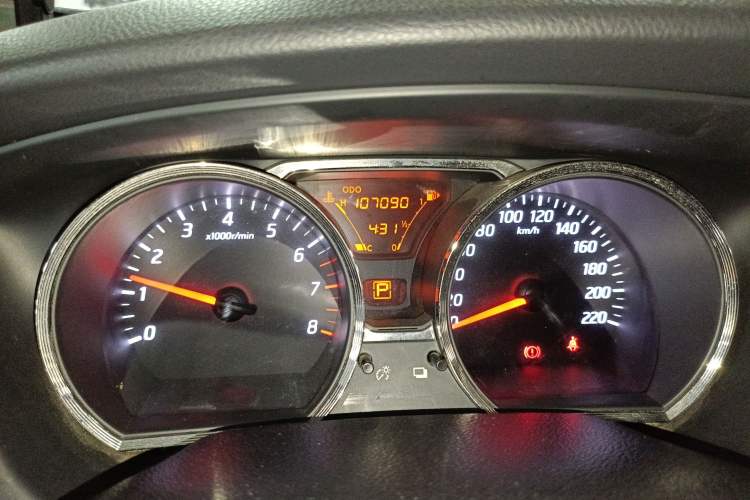 Used Nissan Livina 2013 Jinrui 1.6XL CVT Comfort Edition Odometer Close Up