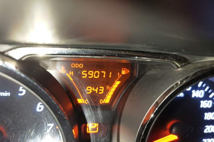 Used Nissan Livina 2013 Jinrui 1.6XL CVT Comfort Edition Odometer Close Up