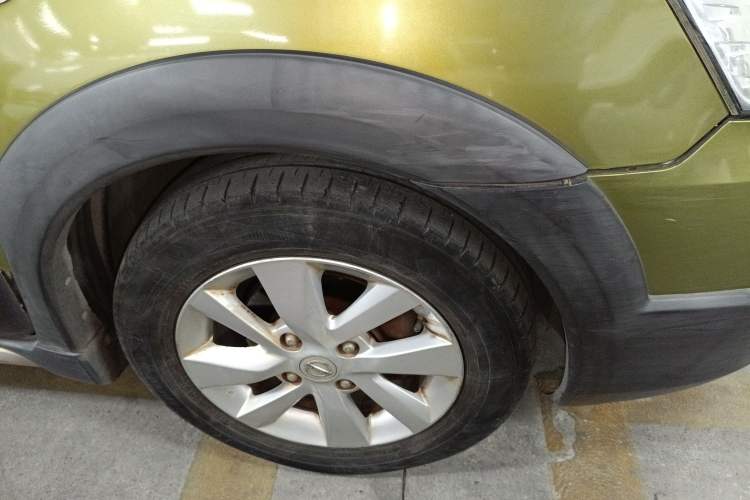 Used Nissan Livina 2013 Jinrui 1.6XL CVT Comfort Edition Right Front Wheel Hub
