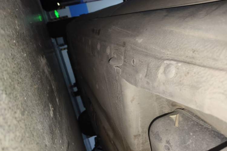 Used Nissan Livina 2013 1.6XE Manual Comfort Edition Chassis Rear Left