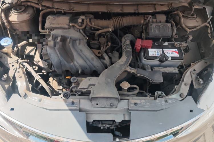 Used Nissan Livina 2013 Jingrui 1.6XL Manual Comfort Edition Engine Bay