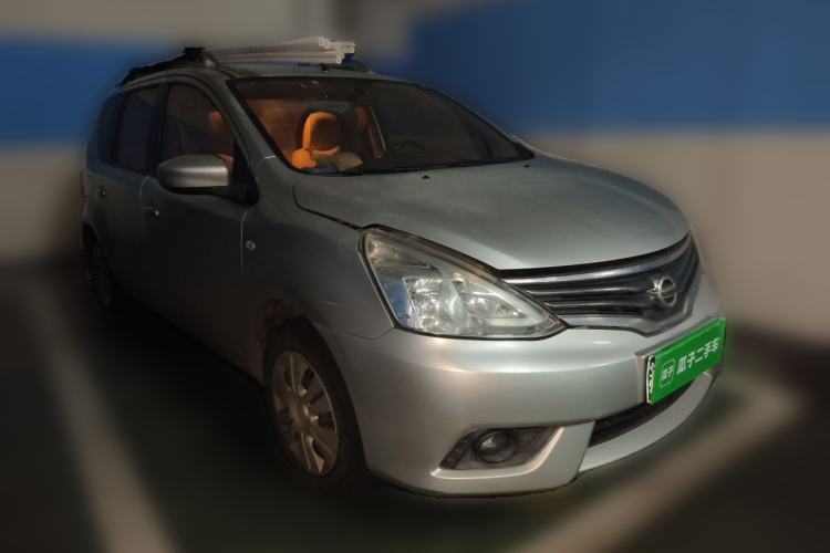 Used Nissan Livina 2013 1.6XE Manual Comfort Edition Front Right 45 Deg
