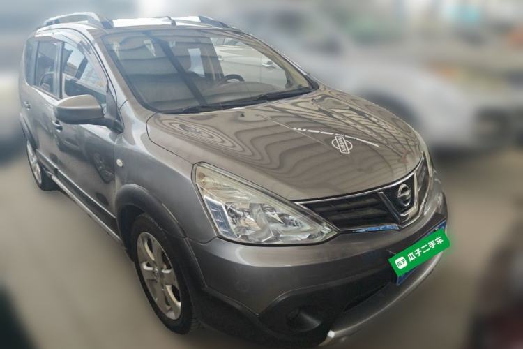 Used Nissan Livina 2013 JINRUI 1.6XV CVT Luxury Edition Front Right 45 Deg