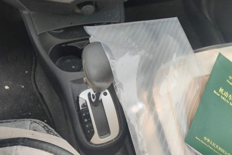 Used Nissan Livina 2013 JINRUI 1.6XV CVT Luxury Edition Gear Lever
