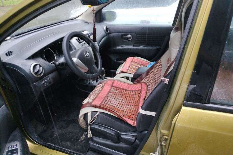Used Nissan Livina 2013 JINRUI 1.6XV CVT Luxury Edition Left Front Seat