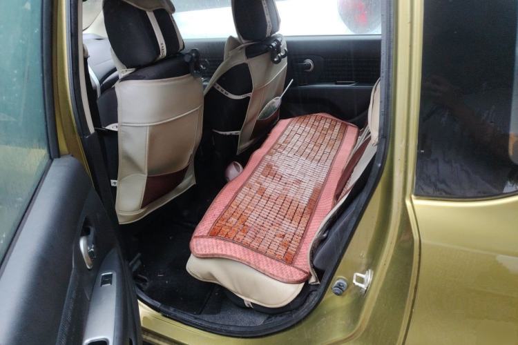 Used Nissan Livina 2013 JINRUI 1.6XV CVT Luxury Edition Left Rear Seat