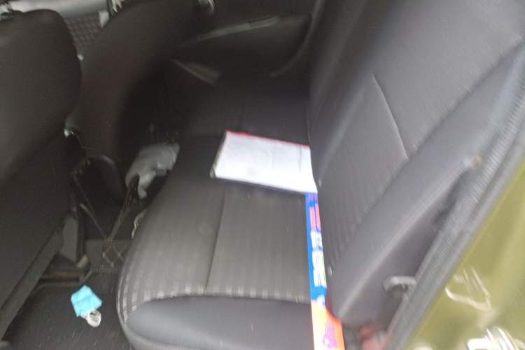 Used Nissan Livina 2013 Jingrui 1.6XL Manual Comfort Edition Left Rear Seat