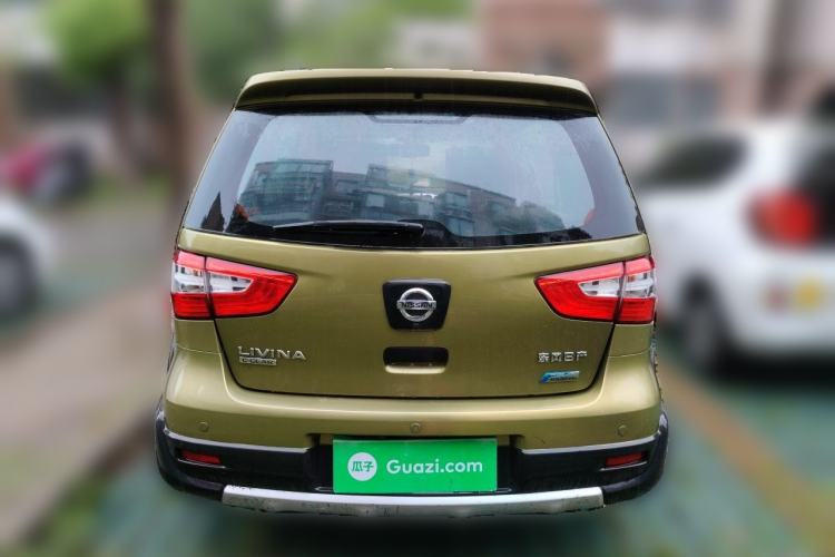 Used Nissan Livina 2013 JINRUI 1.6XV CVT Luxury Edition Rear