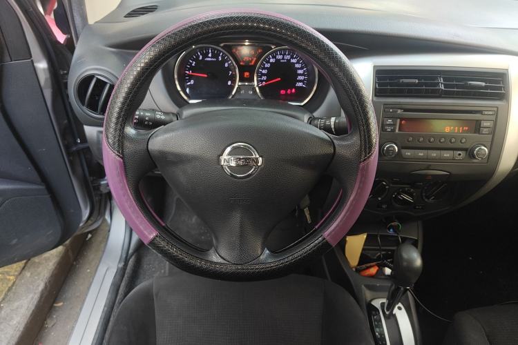 Used Nissan Livina 2013 1.6XE CVT Comfort Edition Steering Wheel