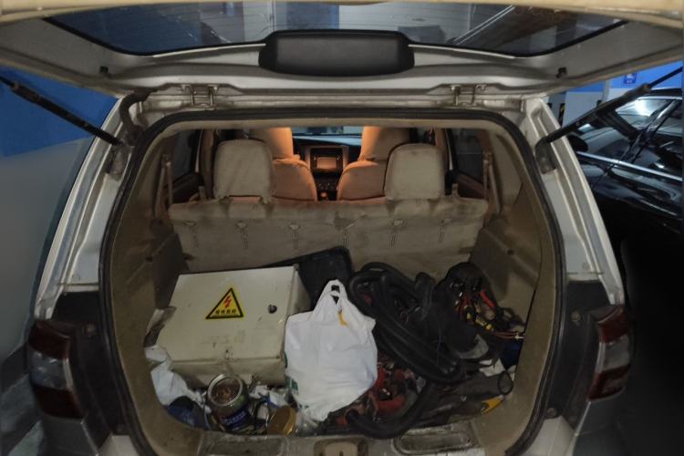 Used Nissan Livina 2013 1.6XE Manual Comfort Edition Trunk