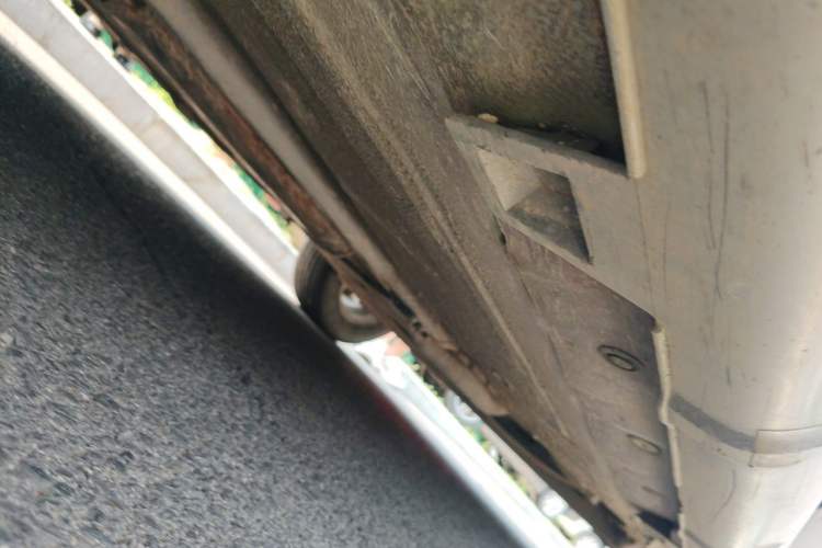 Used Nissan Livina 2013 Jinrui 1.6XL CVT Comfort Edition Chassis Front Left
