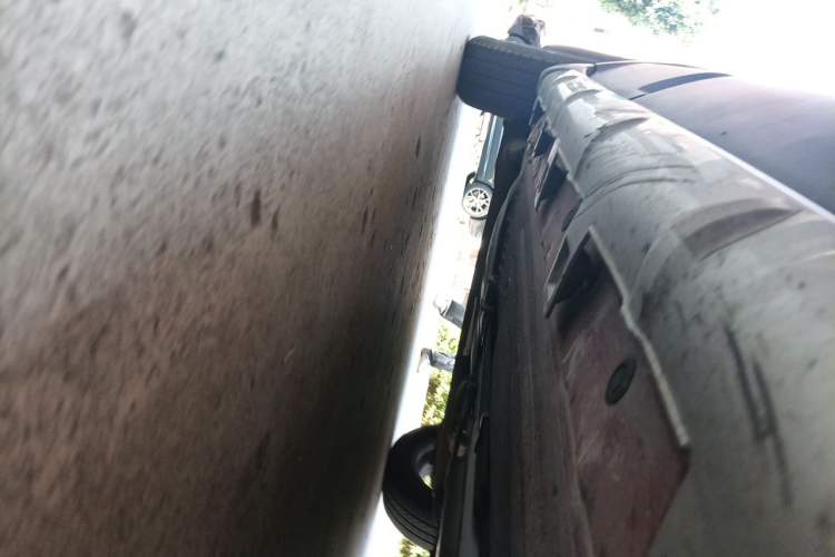 Used Nissan Livina 2013 Jingrui 1.6XL Manual Comfort Edition Chassis Front Right