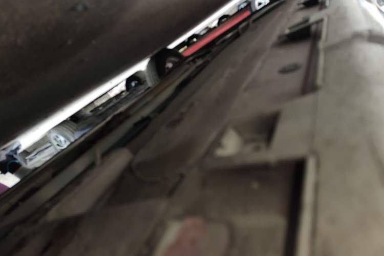 Used Nissan Livina 2013 Jingrui 1.6XL Manual Comfort Edition Chassis Front Right