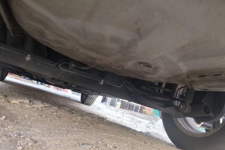 Used Nissan Livina 2013 1.6XE Manual Comfort Edition Chassis Rear