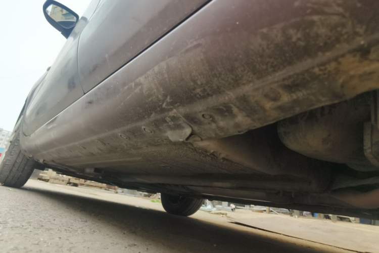 Used Nissan Livina 2013 1.6XE Manual Comfort Edition Chassis Rear Left