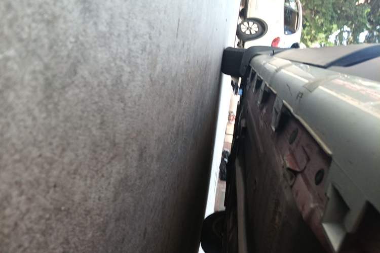 Used Nissan Livina 2013 Jingrui 1.6XL Manual Comfort Edition Chassis Rear Left