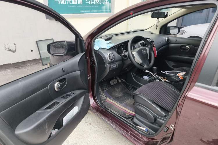 Used Nissan Livina 2013 Jinrui 1.6XL CVT Comfort Edition Driver Seat
