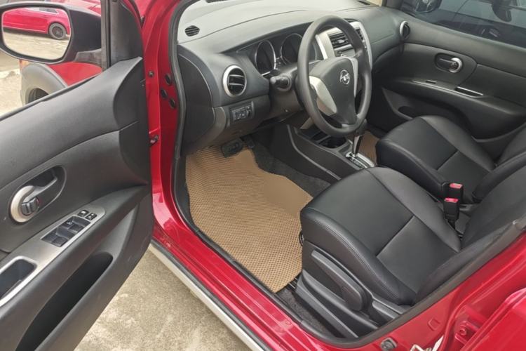 Used Nissan Livina 2013 JINRUI 1.6XV CVT Luxury Edition Driver Seat