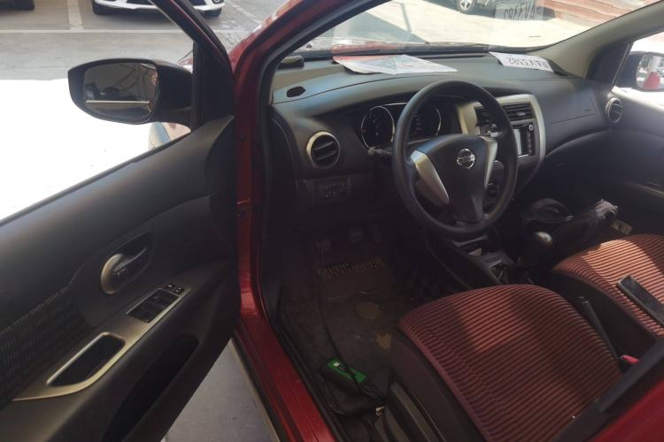 Used Nissan Livina 2013 Jingrui 1.6XL Manual Comfort Edition Driver Seat
