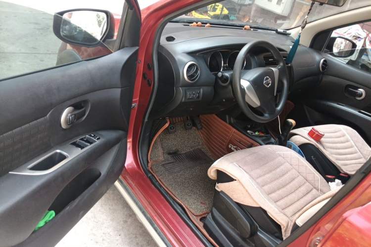 Used Nissan Livina 2013 Jingrui 1.6XL Manual Comfort Edition Driver Seat