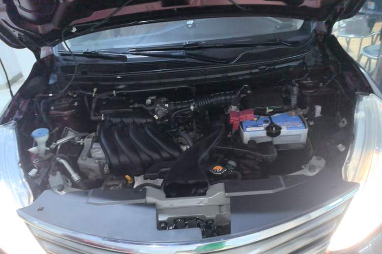 Used Nissan Livina 2013 1.6XE CVT Comfort Edition Engine Bay