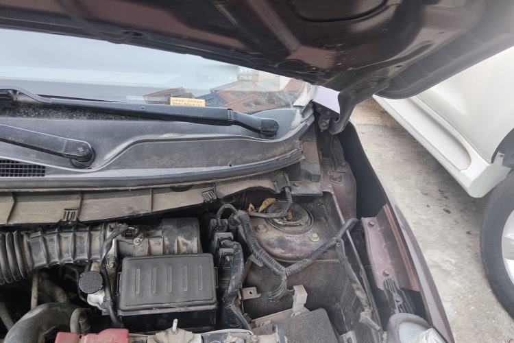 Used Nissan Livina 2013 1.6XE Manual Comfort Edition Engine Bay Left