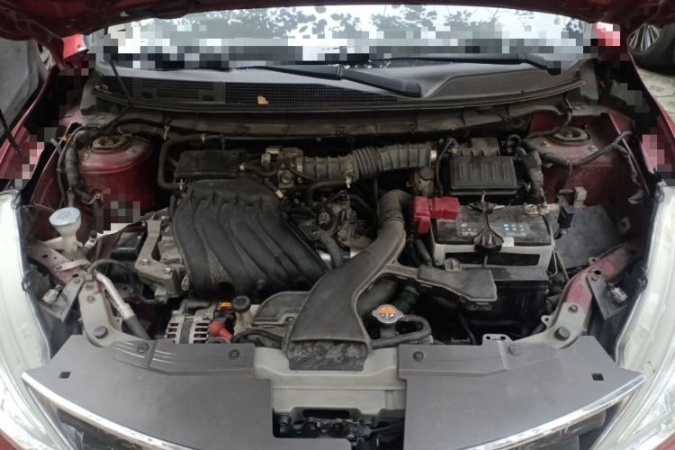 Used Nissan Livina 2013 JINRUI 1.6XV CVT Luxury Edition Engine Bay