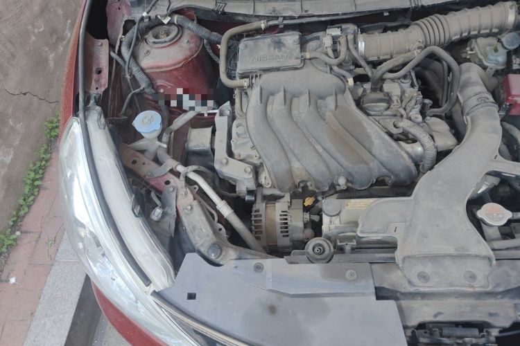 Used Nissan Livina 2013 Jinrui 1.6XL CVT Comfort Edition Engine Bay Right