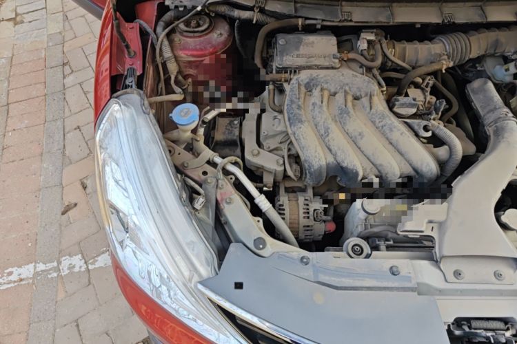 Used Nissan Livina 2013 Jinrui 1.6XL CVT Comfort Edition Engine Bay Right