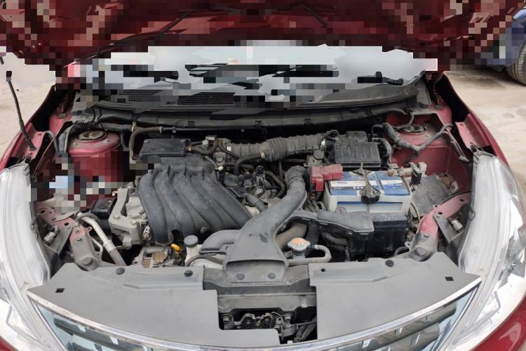 Used Nissan Livina 2013 Jingrui 1.6XL Manual Comfort Edition Engine Bay