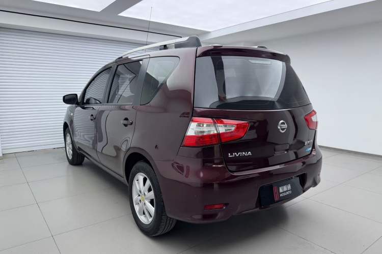 Used Nissan Livina 2013 1.6XE Manual Comfort Edition Exterior 3