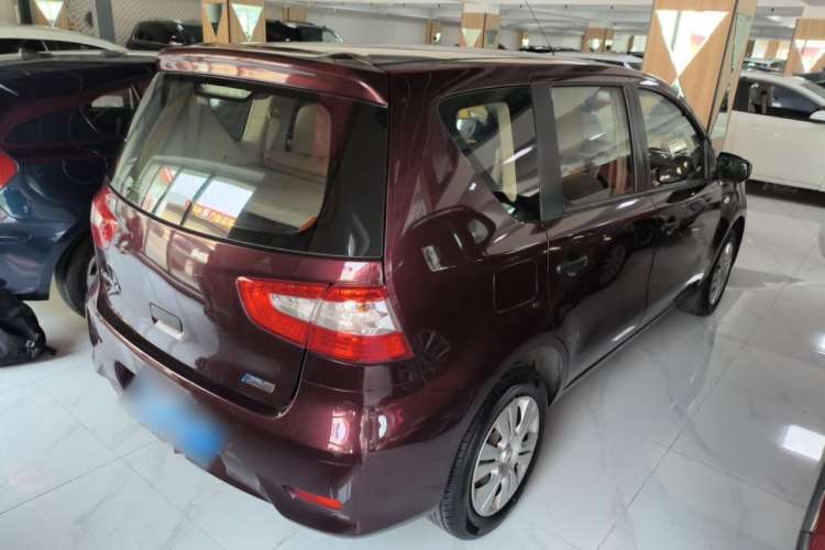 Used Nissan Livina 2013 1.6XE CVT Comfort Edition Exterior 5