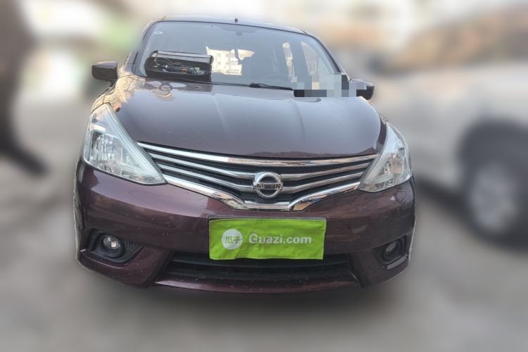 Used Nissan Livina 2013 1.6XE Manual Comfort Edition Front