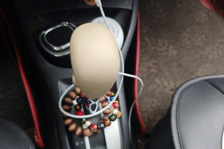 Used Nissan Livina 2013 Jinrui 1.6XL CVT Comfort Edition Gear Lever