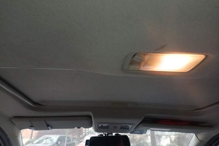 Used Nissan Livina 2013 JINRUI 1.6XV CVT Luxury Edition Headliner