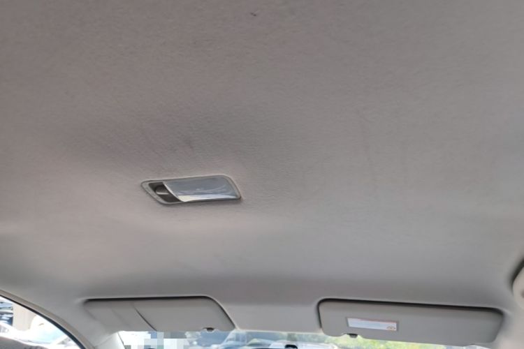 Used Nissan Livina 2013 1.6XE Manual Comfort Edition Headliner
