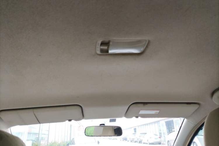 Used Nissan Livina 2013 1.6XE CVT Comfort Edition Headliner