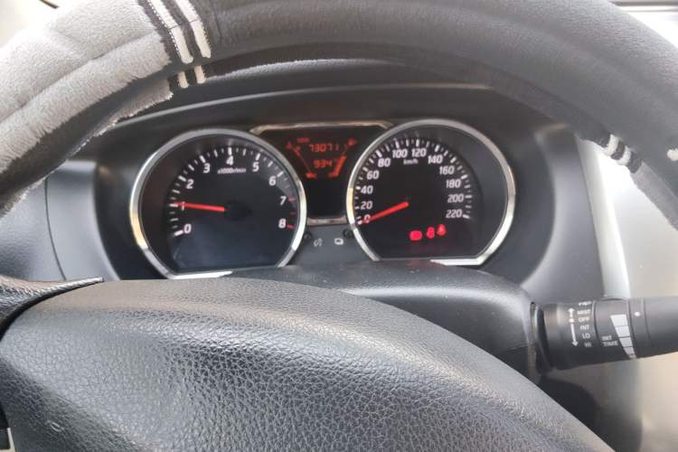Used Nissan Livina 2013 1.6XE Manual Comfort Edition Instrument Cluster