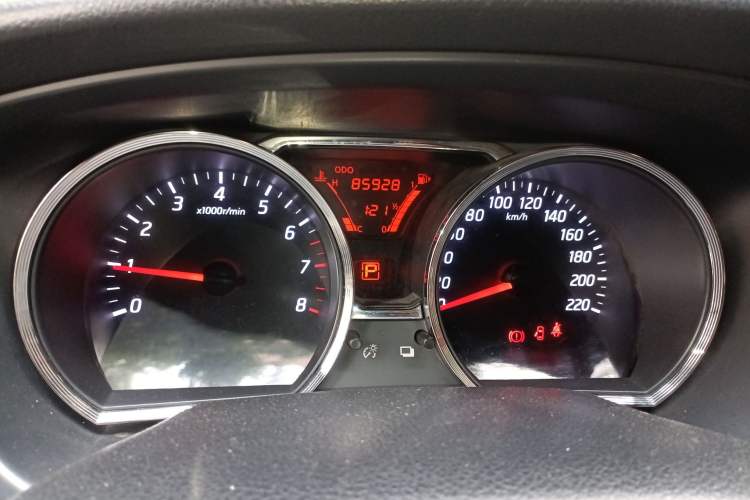 Used Nissan Livina 2013 JINRUI 1.6XV CVT Luxury Edition Instrument Cluster