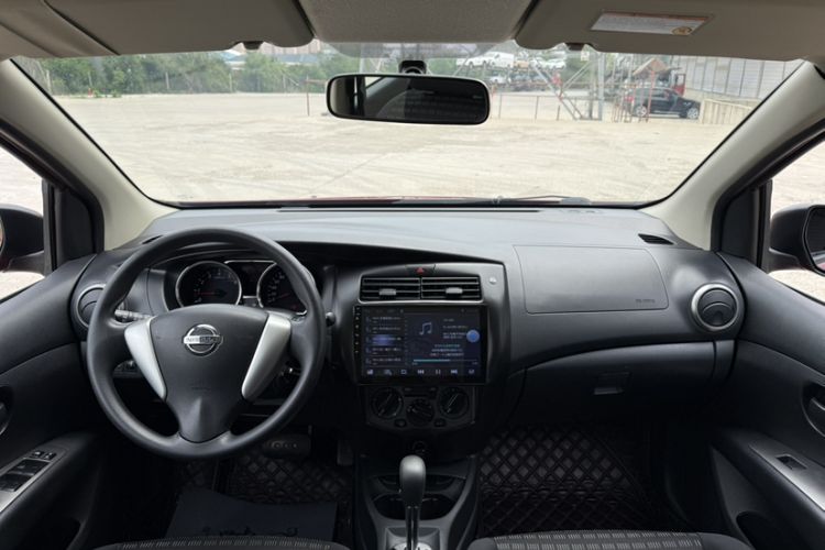 Used Nissan Livina 2013 Jinrui 1.6XL CVT Comfort Edition Interior 1