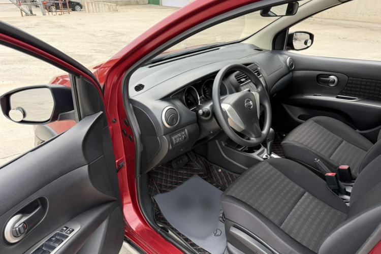 Used Nissan Livina 2013 Jinrui 1.6XL CVT Comfort Edition Interior 4