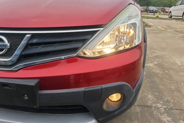 Used Nissan Livina 2013 JINRUI 1.6XV CVT Luxury Edition Left Front Headlight
