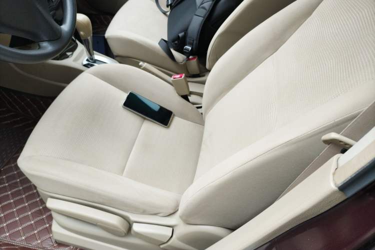 Used Nissan Livina 2013 1.6XE CVT Comfort Edition Left Front Seat