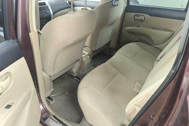 Used Nissan Livina 2013 1.6XE CVT Comfort Edition Left Rear Seat