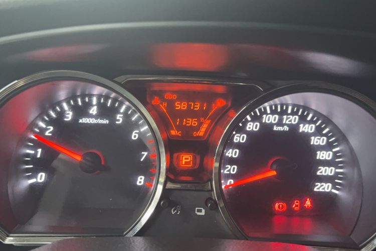 Used Nissan Livina 2013 Jinrui 1.6XL CVT Comfort Edition Odometer Close Up